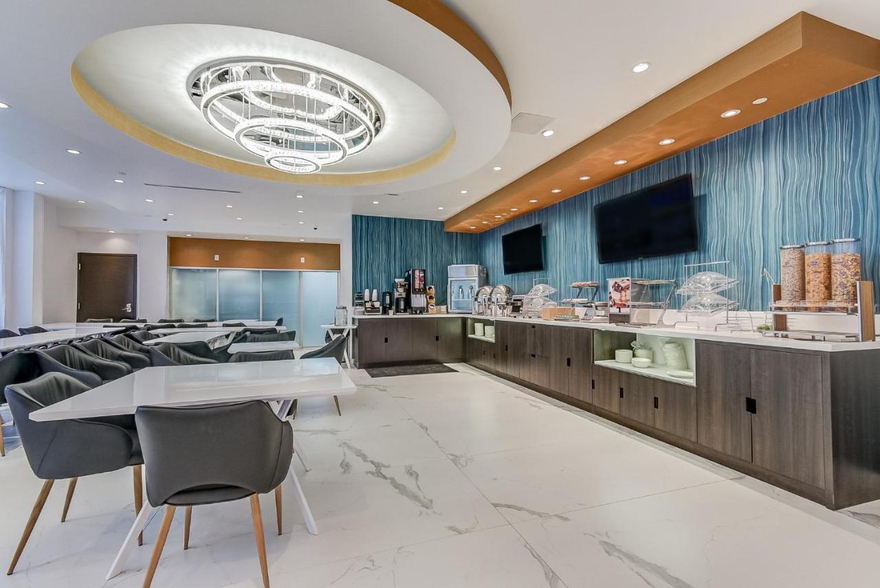 Est Hotel Τορόντο Εξωτερικό φωτογραφία